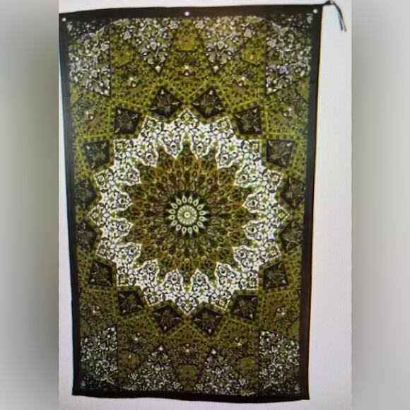 Green Cotton Screen Printed Tie Dye Tapestry Wall Hanging 82” L x 52” wide. - Picture 2 of 5
